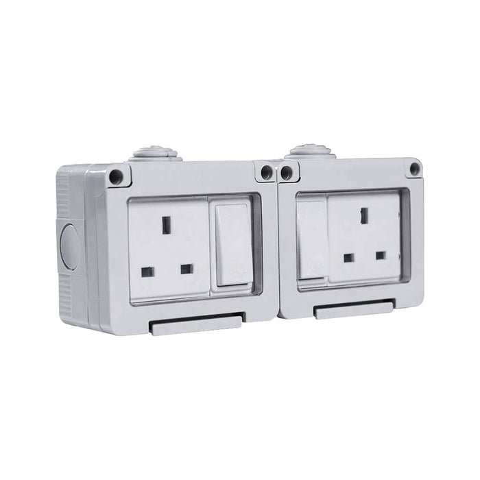 Prise double étanche IP55 – 13A, 2 postes